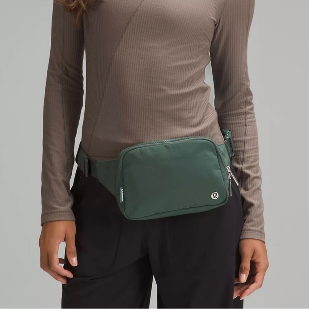 Lululemon Everywhere Belt Bag Large 2L